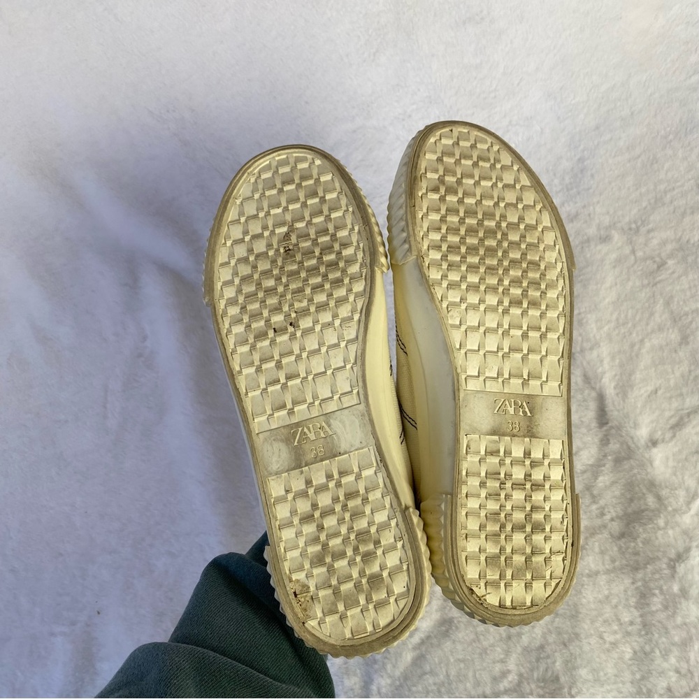 Zara Off White Canvas Aesthetic Sneakers - Picture 7 of 8